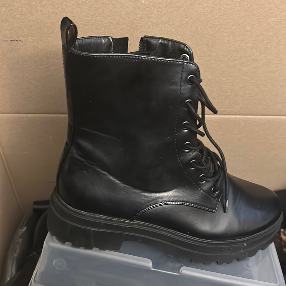 Black ankle Boots wear them with jeans,or to work.